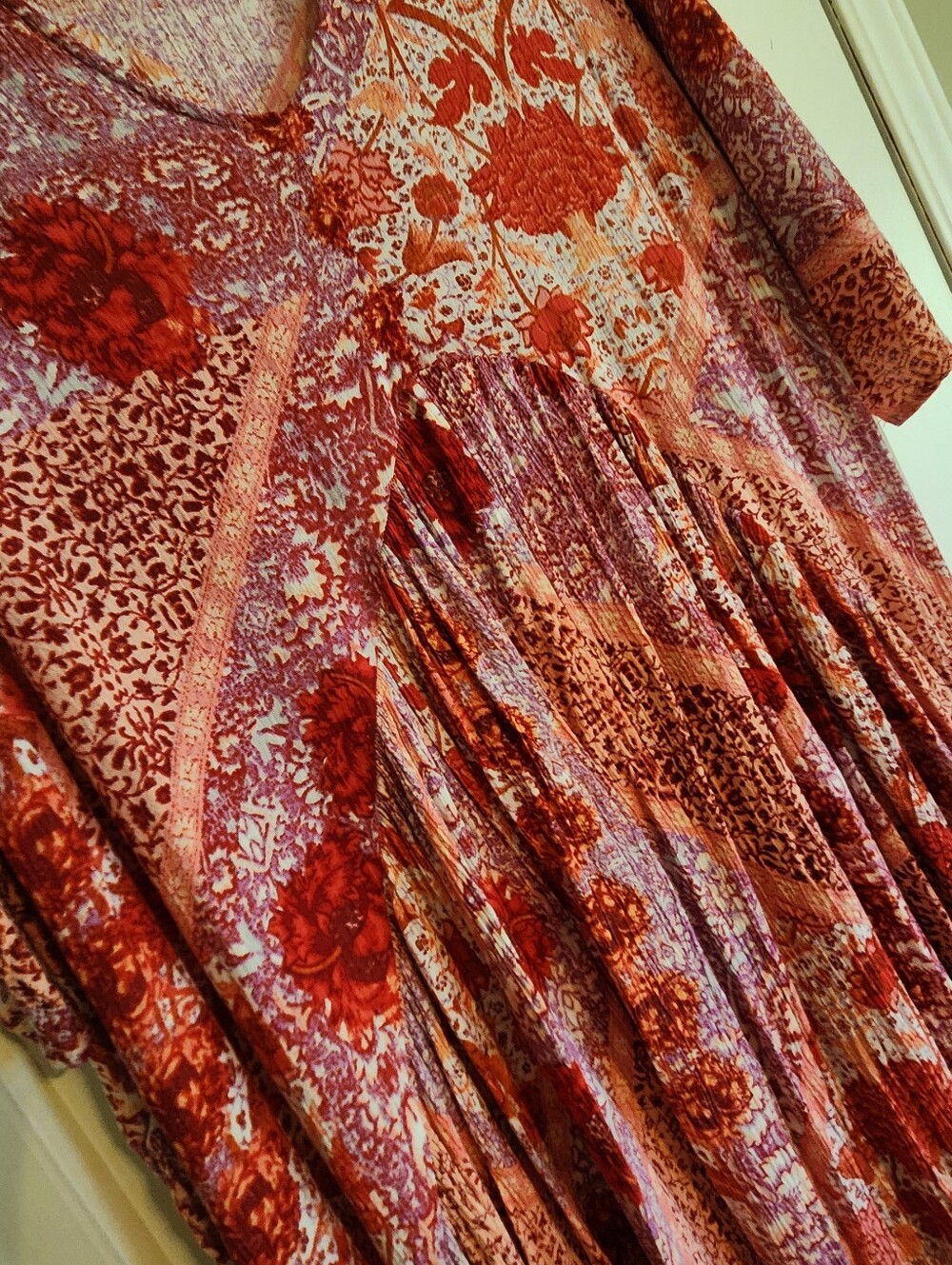 Floral Maxi Dress in Red and Pink - Picture 4 of 4